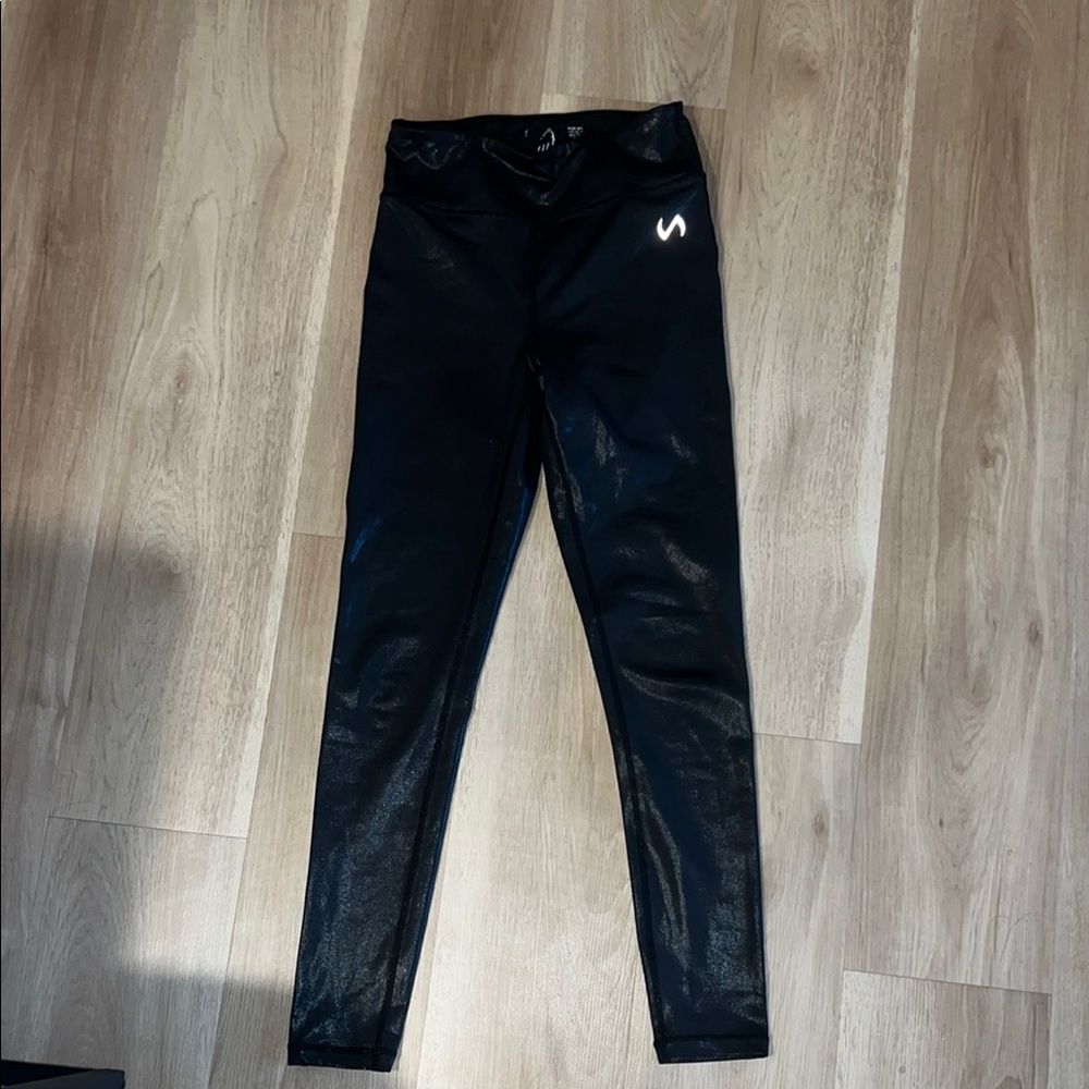 Black Shiny Leggings